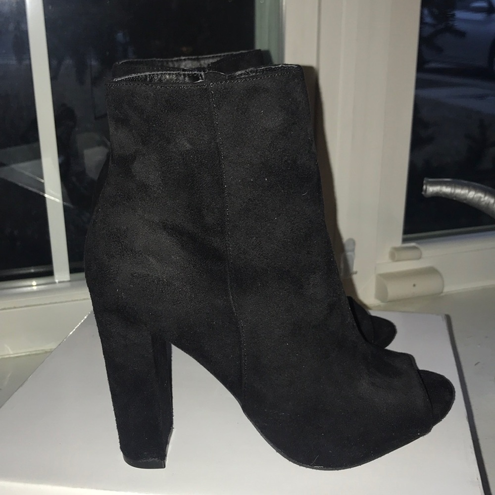 New open toe suede Booties - Picture 3 of 7